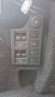 Land rover Discovery 5 - 20