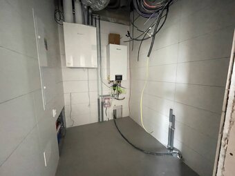 Novostavba z kvalitných materiálov - v stave HOLODOM - 235.0 - 20