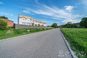 Bosen Realicity / Prenájom 5 izbový Rodinný dom Wolfsthal/ R - 20