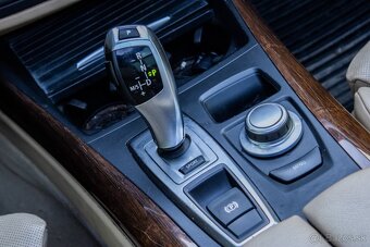 BMW X5 xDrive48i - 20