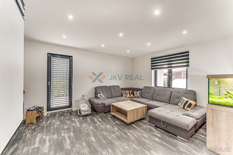 Moderný 5 izbový rodinný dom & altánok a bazén | Veľké Úľany - 20