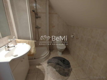 Výnimočný 7 izbový dom v Zbehoch – so saunou a bazénom - 20