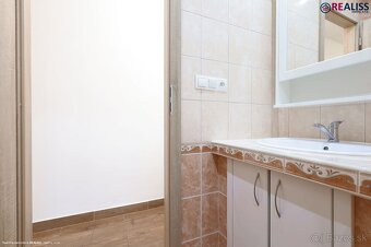 Zrekonštruovaný, zariadený 2-izbový byt na Sládkovičovej uli - 20