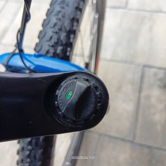 SPECIALIZED HARDROCK - 20