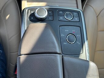 MERCEDES ML EXCLUSIVE 350 Bluetec 4 MATIC - 20