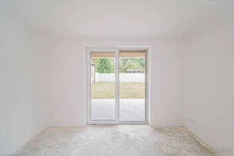 SPEKTRUM REALITY Vám ponúka na PREDAJ Novostavbu- 4-izbový r - 20