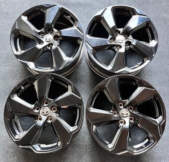 5x114,3 R18 Originál ALU Toyota RAV4 5.Gen.- černé - senzor - 20