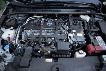 Toyota Corolla Combi 1.8 72kw+18kw (90kw) GR Hybrid - 20