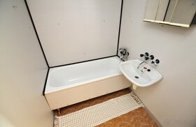 Nová Lesná    -  NA PREDAJ | 3 izbový byt s loggiou, 70 m2 - 20