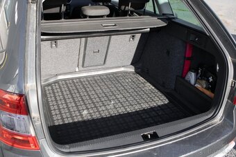 Škoda Octavia Combi SCOUT2.0 TDI DSG 4x4 - 20