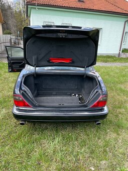 Jaguár XJR 300 - 20