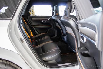 Volvo V90 2.0 D5 AWD Drive-E Ocean Race Auto - 20