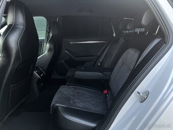 Škoda Superb Combi 2.0 TDI Sportline 4x4 DSG,TOP STAV - 20
