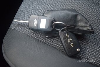 Kia Venga 1,4 i 66 kW - 20