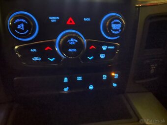 Dodge ram 5.7 HEMI 4x4 TOP MODEL - 20