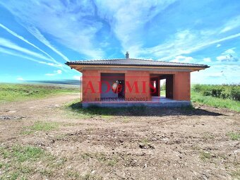 Predáme 5izbový tehlový bungalov  Ruskov 126m2, pozemok 620m - 20
