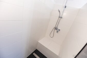 Dizajnovo zrekonštruovaný 2-izbový byt, centrum top lokalita - 20