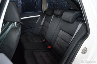 Škoda Octavia Combi 2.0 TDI Ambiente - 20