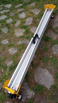 pokosová píla DEWALT DW718 - QS a stôl DE7023 - 20