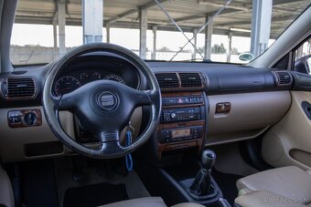 Seat Toledo 2.3 V5 Signo - 20