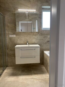 Moderný 4izb.rodinný dom v štandarde v novej zóne-Veselé - 20