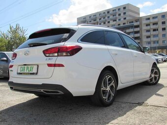 Hyundai i30 CW 1.6 CRDi Family - 20