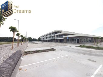 SKOLAUDOVANÉ Novostavba 2-3 izbových bytov s pozemkom v pol - 20