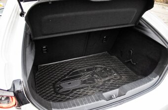 Mazda 3 90kW (2020). - 20