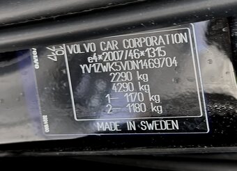 Volvo V60 B4 Business diesel 197PS AT/8 r.2022 - 20