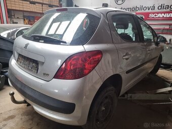 peugeot 207 hatchback zadné svetlá - 20