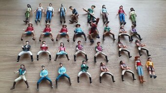Schleich koně a jezdci /jezdkyně - 20