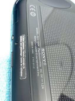 PS vita PCH-1004 oled displej -folia +4gb - 20