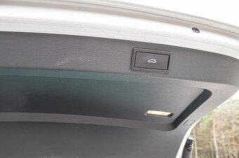 Škoda Superb Combi 2.0 TDI 140kW 4x4 DSG - 20