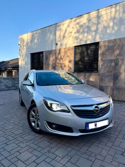 OPEL INSIGNIA SPORTS TOURER SW / 1,6 DIESEL MANUÁL - 20
