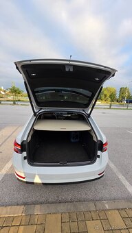 Škoda Superb Combi 2.0 Tdi Style - 20