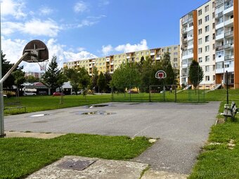 NA PREDAJ 3-izbový byt s 2 lodžiami - 20