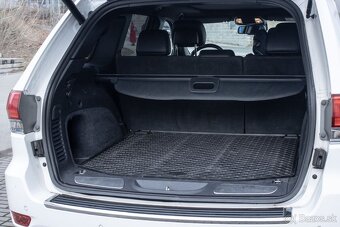 Jeep Grand Cherokee - Nová STK do roku 2027 - 20