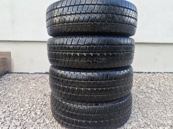 PNEUMATIKY ZIMNE AJ R15 - 20
