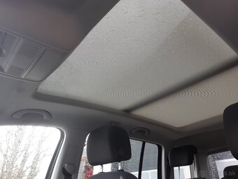 Touran 2.0 TDI 103 KW, Comfortline 6M - 20