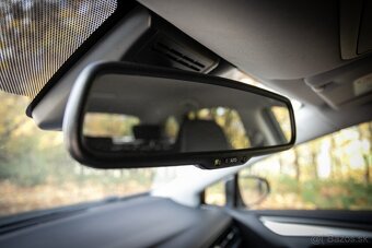 Toyota Avensis Combi 2.0 105kW - 20