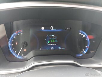 Toyota corolla sedan - 20