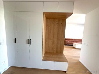 NA PREDAJ: 2 IZBOVÝ BYT PRÍSTAVNÁ - 20