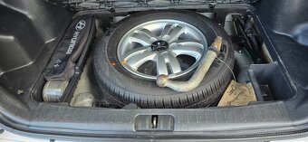 Hyundai Tucson 2.0 CDRi 4x4 manuál ťažné - 20