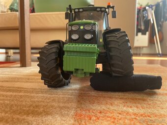 Bruder traktor John Deere a vlečka Joskin - 20