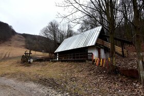 Na predaj krásna zariadená chata v obci Soblahov- Ostrý vrch - 20