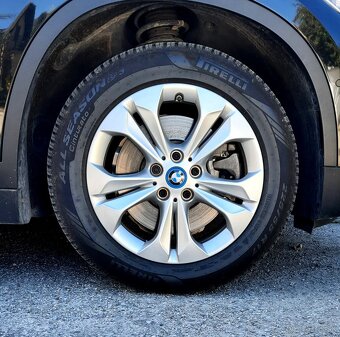 Predám  BMW X1 xDrive 30e A/T - 20
