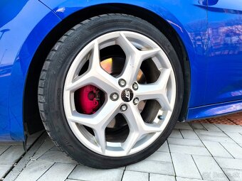 Ford Focus ST 2.0 EcoBoost SCTi - 20