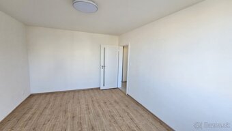 VIVAREAL REZERVOVANÉ NOVÁ REKONŠTRUKCIA 3 izb. byt, výmer - 20