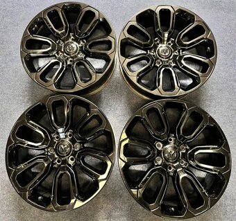 6x139.7 R20 Originál Dodge RAM 5.Generace - TOP STAV - 20