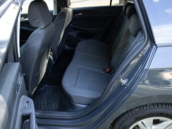 Volkswagen Golf Variant - 20